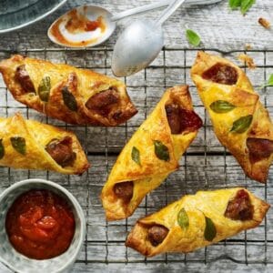 Simple Sausage Rolls